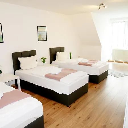 Sunnyhome Monteurwohnungen Und Nahe Regensburg *