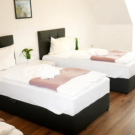 Apartment Sunnyhome Monteurwohnungen Und Nahe Regensburg Nittendorf